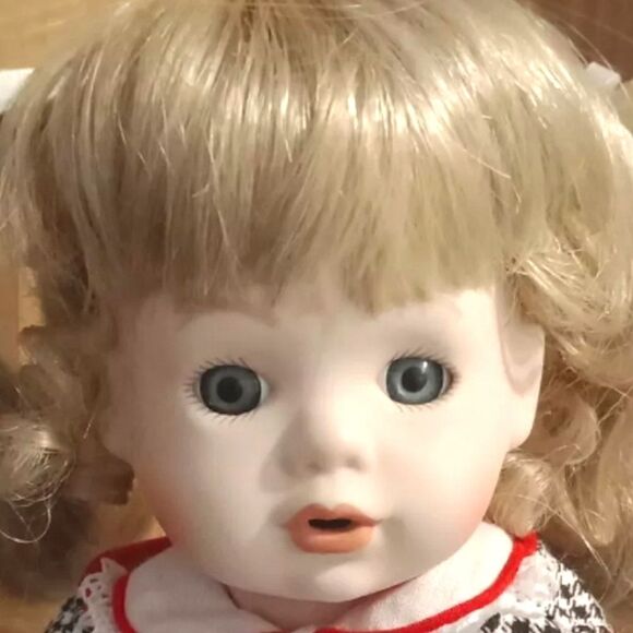 Tarkos Porcelain Doll Collection, Strawberry Festival Doll 15" #93/300. Taylor - Picture 2 of 4